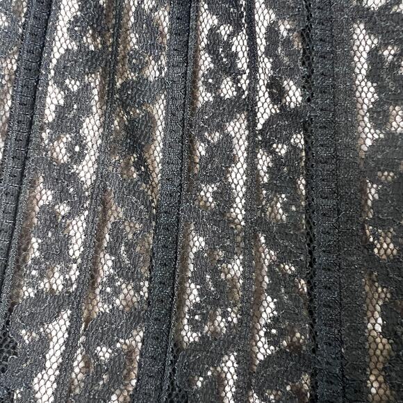 LOFT x Ann Taylor Lace Mini Skirt Black Size 2P Petite Pleated Overlay Cute Goth - Picture 5 of 9